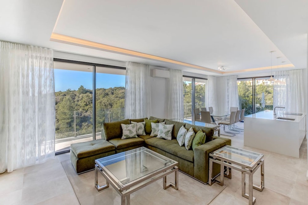Villa Centeanes Luxury Villa Enviable Position s