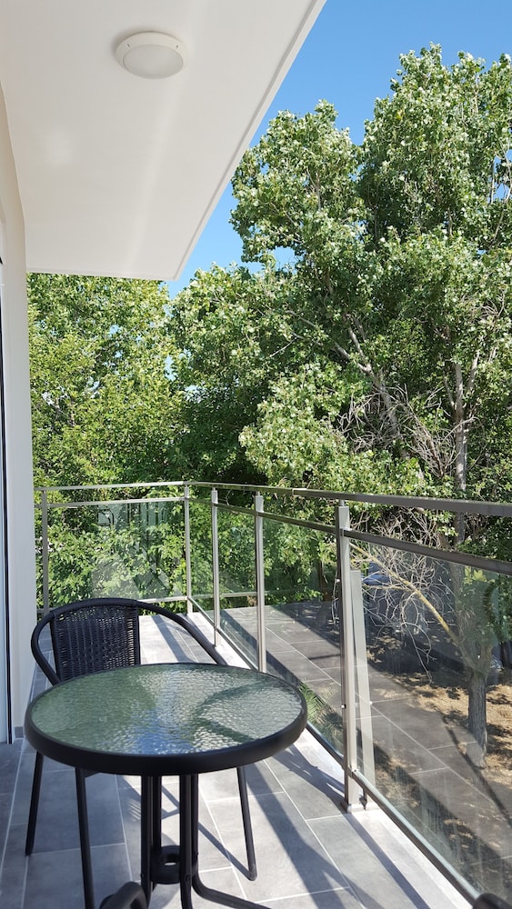 Room in Studio - 'vento Studios' in the Heart of Laganas view 3