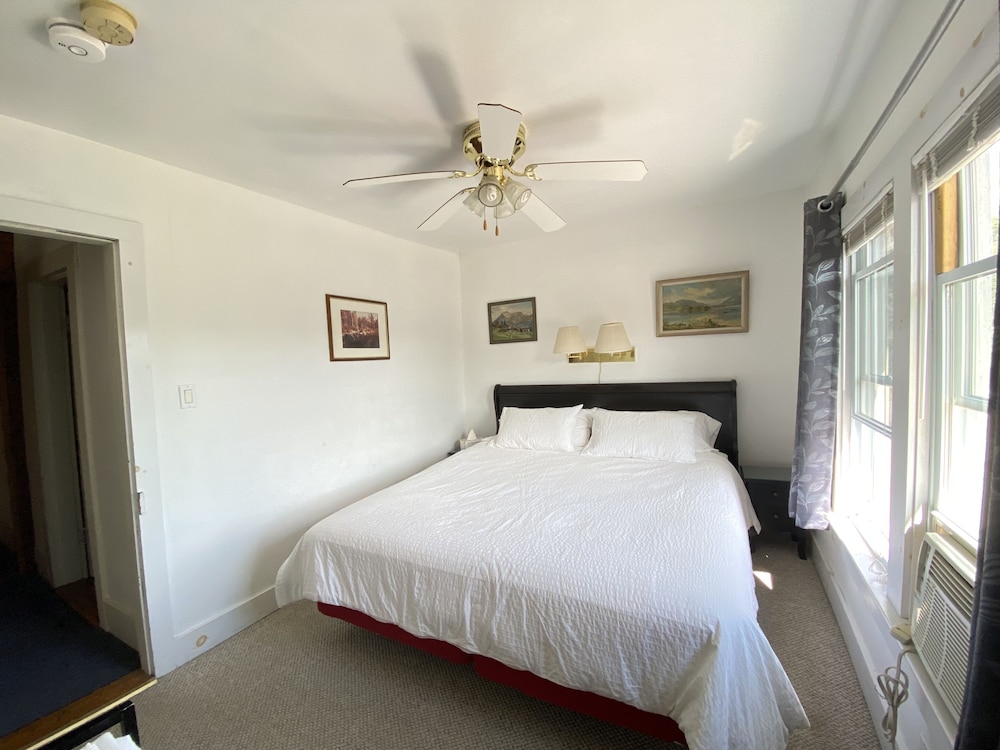 Whiteface Farm Adirondack Bed and Breakfast
