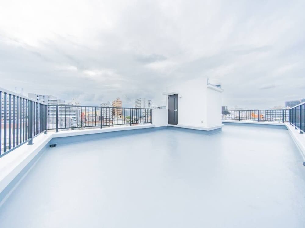URNA SANDS HOTEL