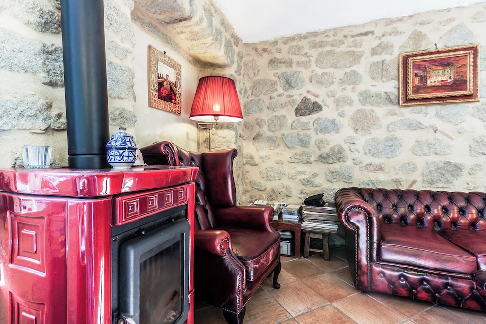 Borgo Tepolini Country House