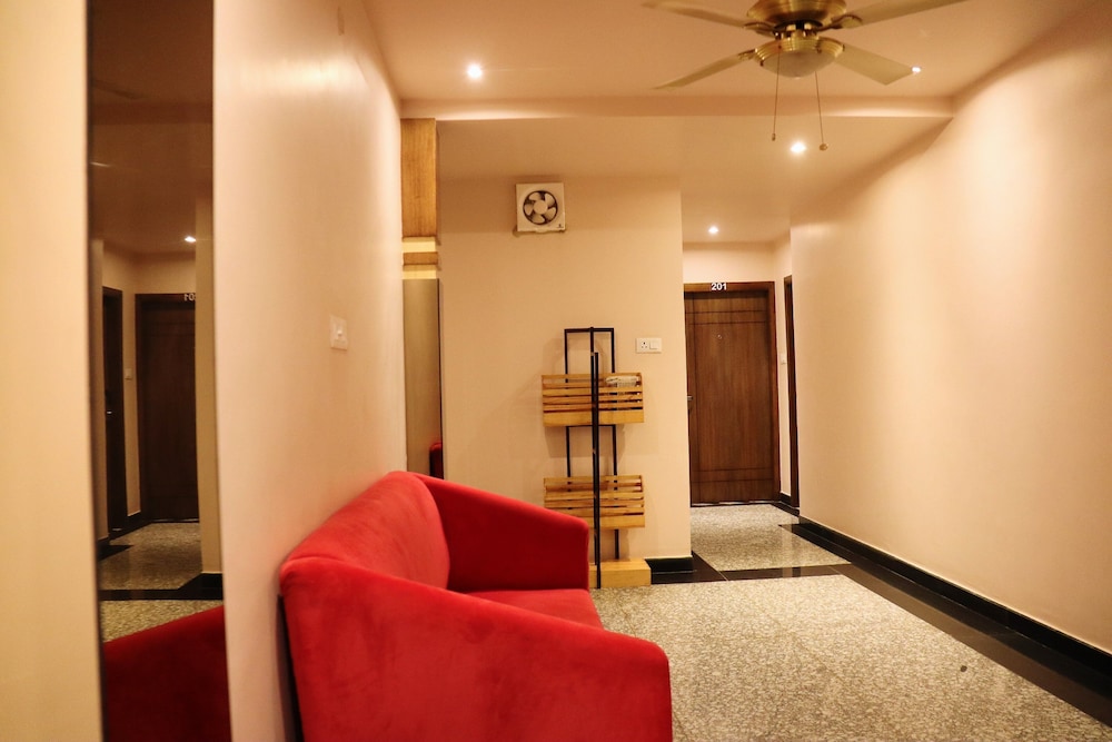 Hotel Yellowroots
