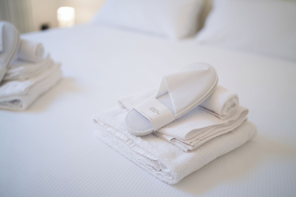 Bramante Luxury Apartments by InnStay