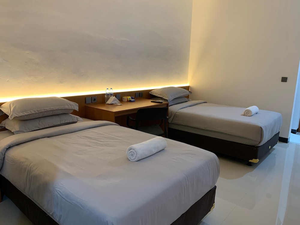 Passifika Sumbawa Guesthouse