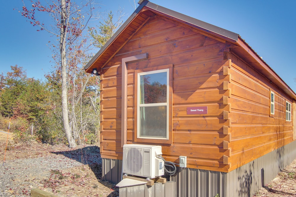Sweet Thang: Romantic Blue Ridge Mtns Getaway
