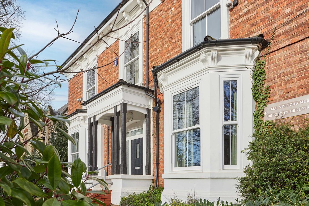 Host Stay Apartment 3 Upton House