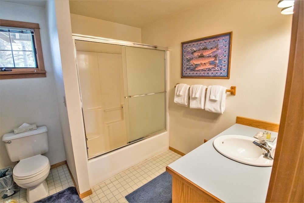 Mt Adams 6 2 Bedroom Home