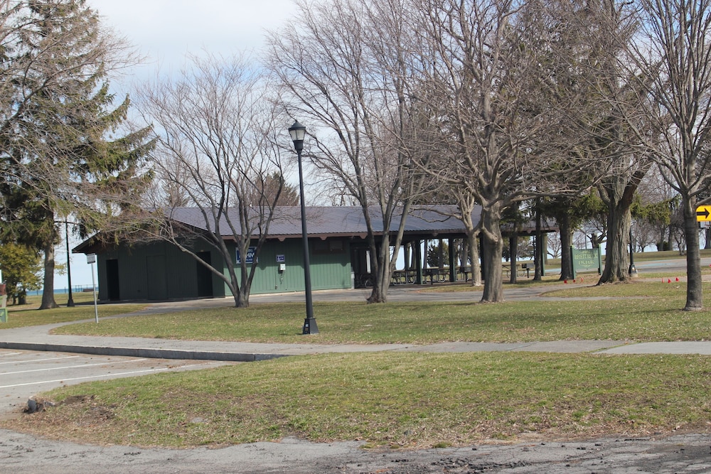 The Evergreen Motel