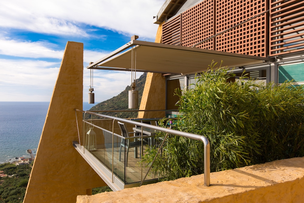 Villa Athina