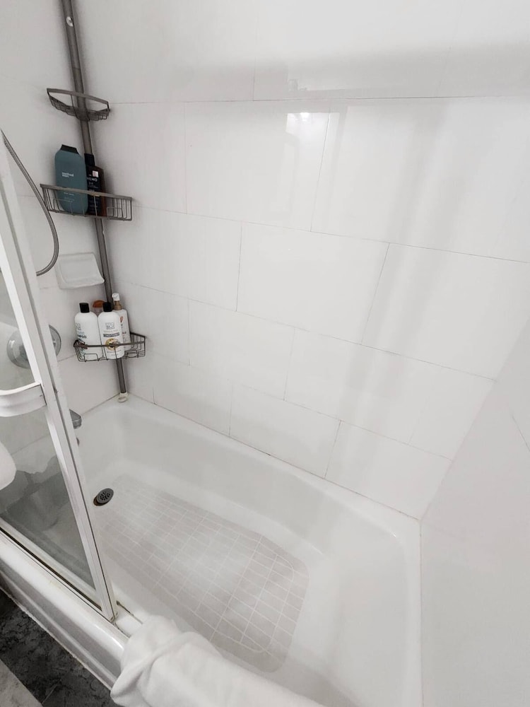 3BR Flat Near Chase Ctr & Downtown SF