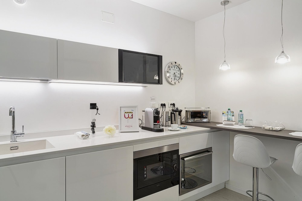 La Torre di Dante Luxury Apartment view 5