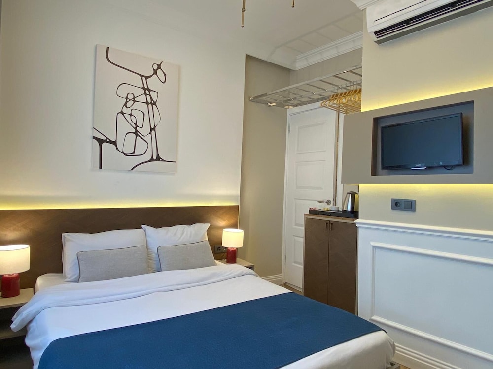 Emily Taksim Hotel