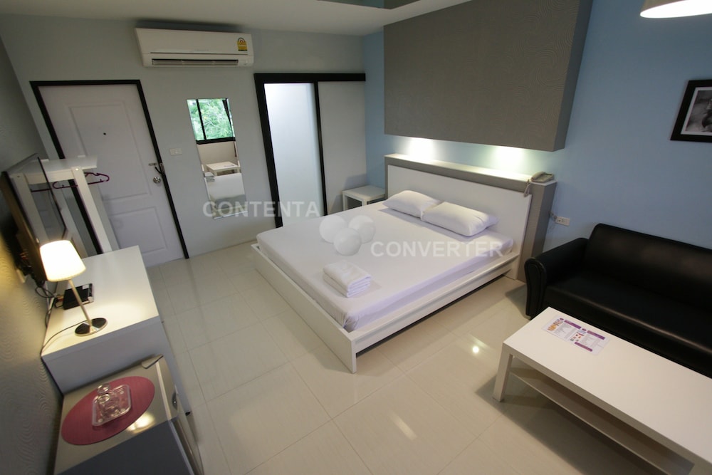 Eazy Motel Bangna