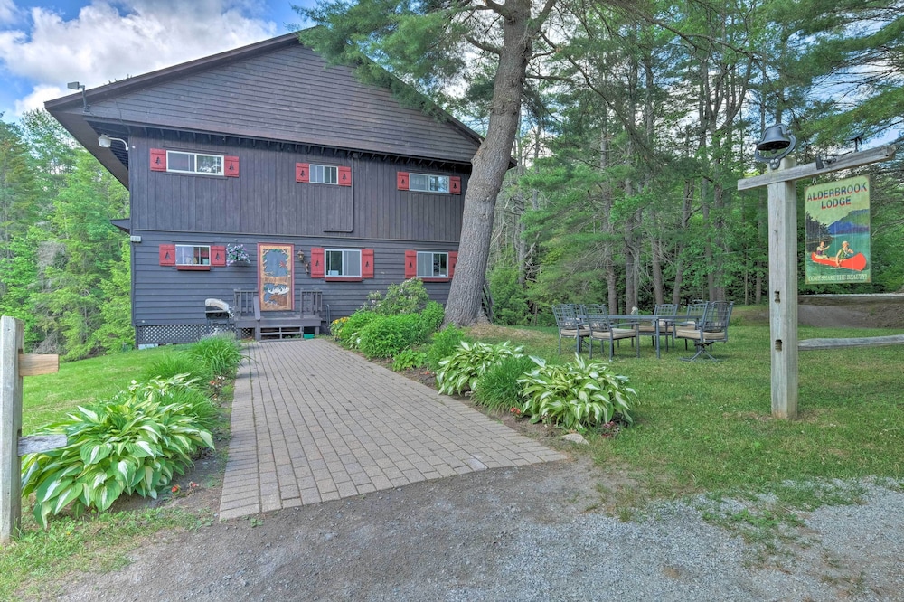 Bolton Alderbrook Lodge w/ Private 10-acre Lake! view 2