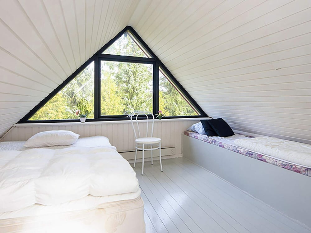 5 Person Holiday Home in Glesborg view 4