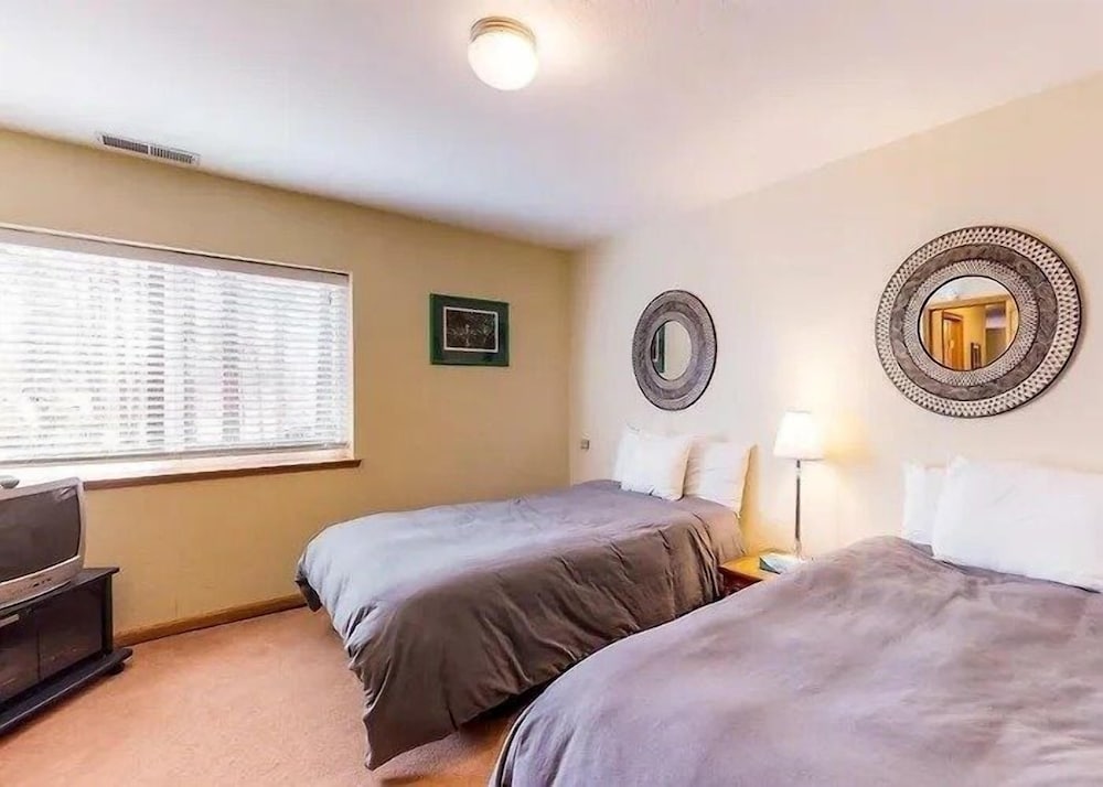 838 Placer Avenue 4 Bedroom Home