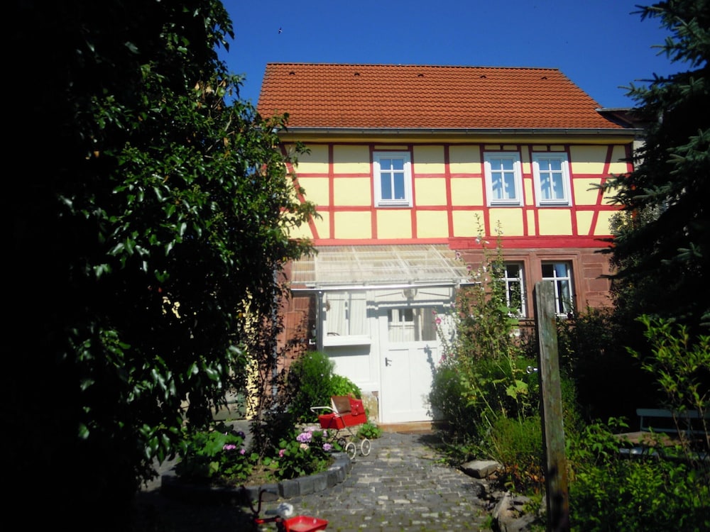 Photo 9