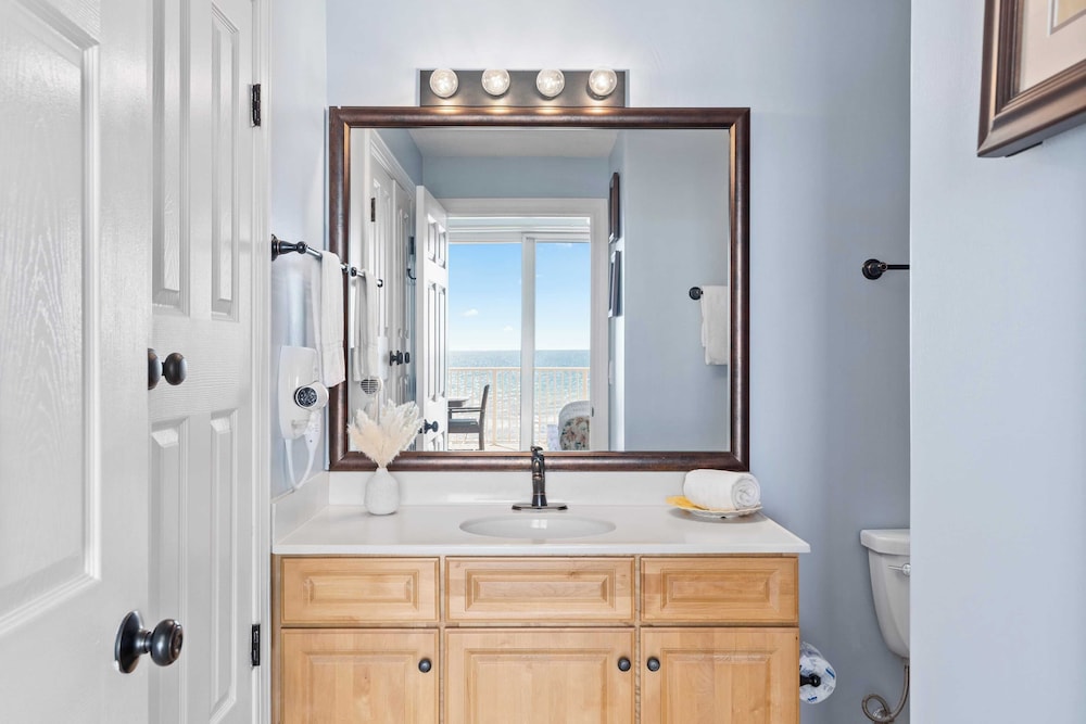 Beachfront Condo w/ Ocean Views + Pool Access Emerald Isle 808 by Avantstay