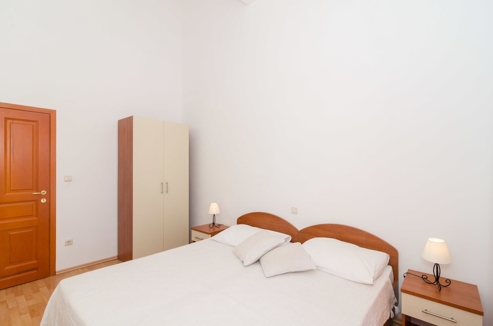 Burum Apartments