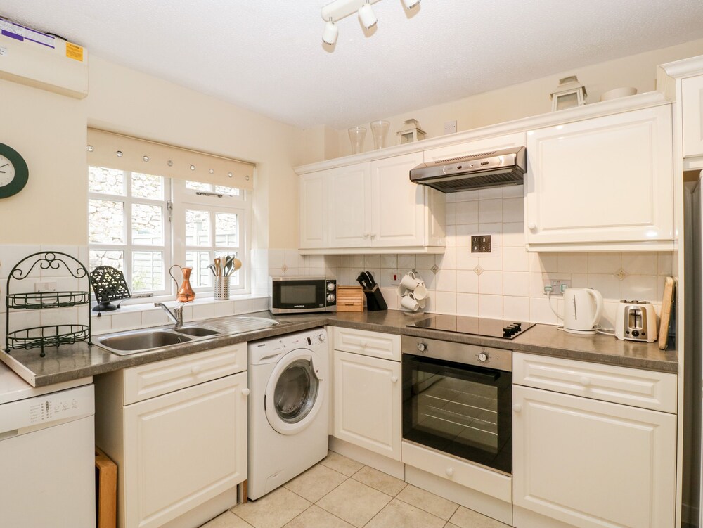 5 Wye Rapid Cottages