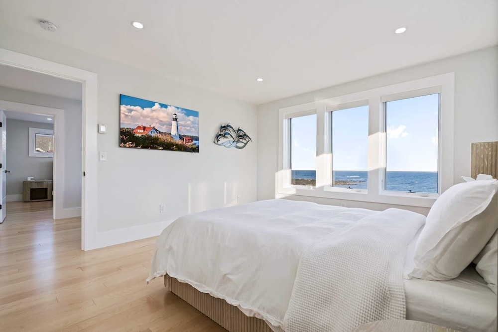 Brand New Home Ocean Views Wolf Appliances