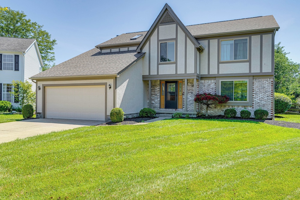 Families Welcome: Lake-view Home, 2 Mi to Gahanna!