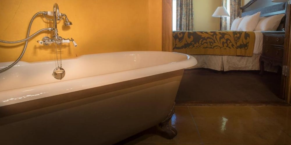 Mirbeau Inn and Spa