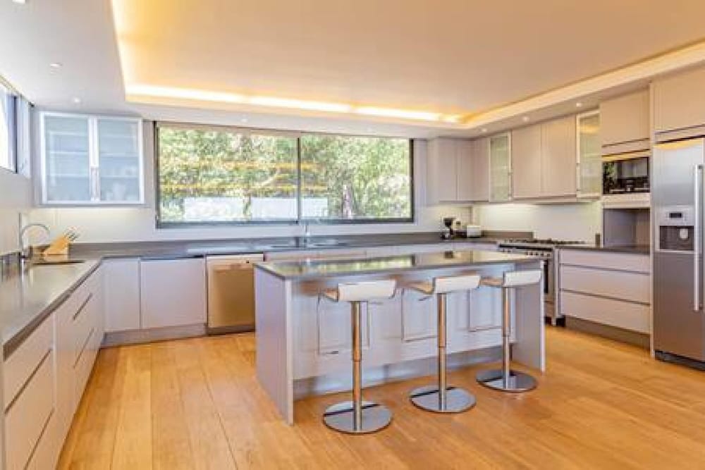 Large 3 Bedroom Apartment w Private Pool Casablanca