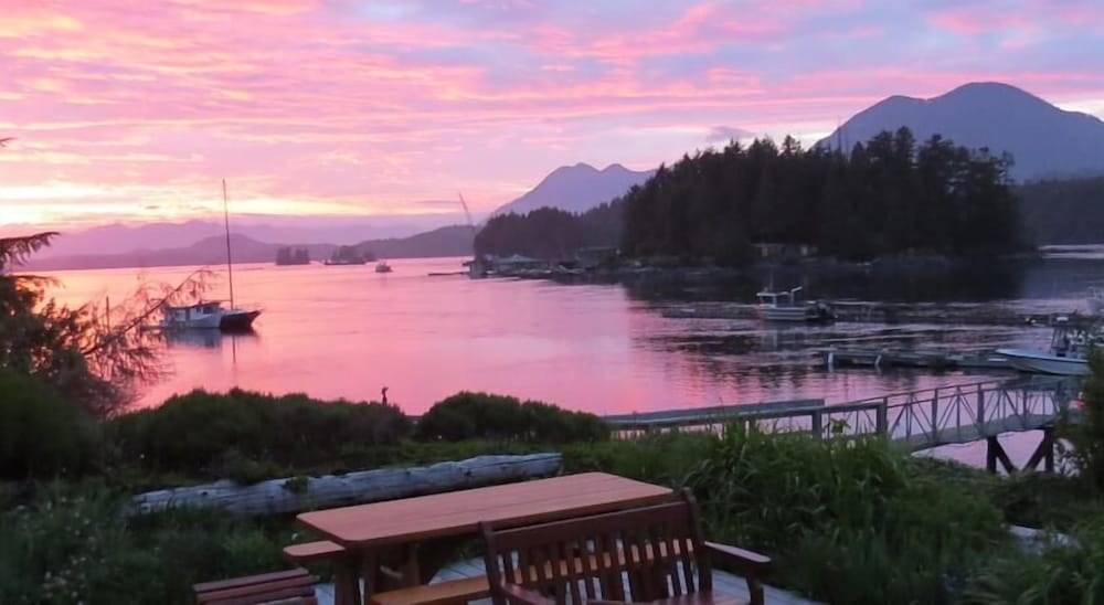 Tofino Swell Lodge