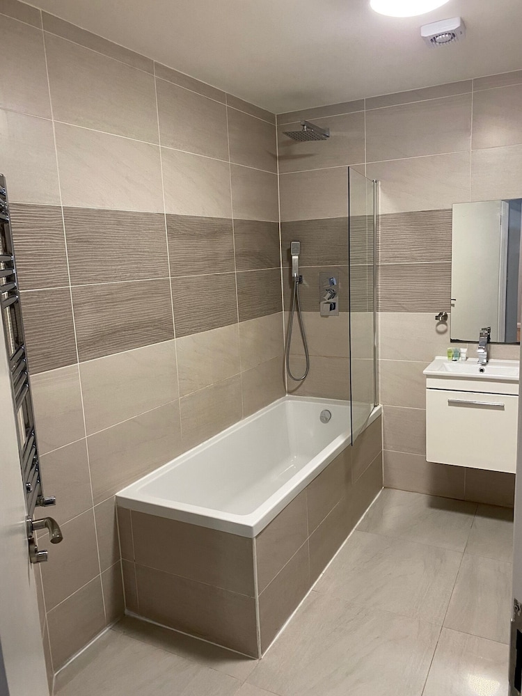 Leicester Vacations - Showcase Apartments Kimberley House - Property Image 52
