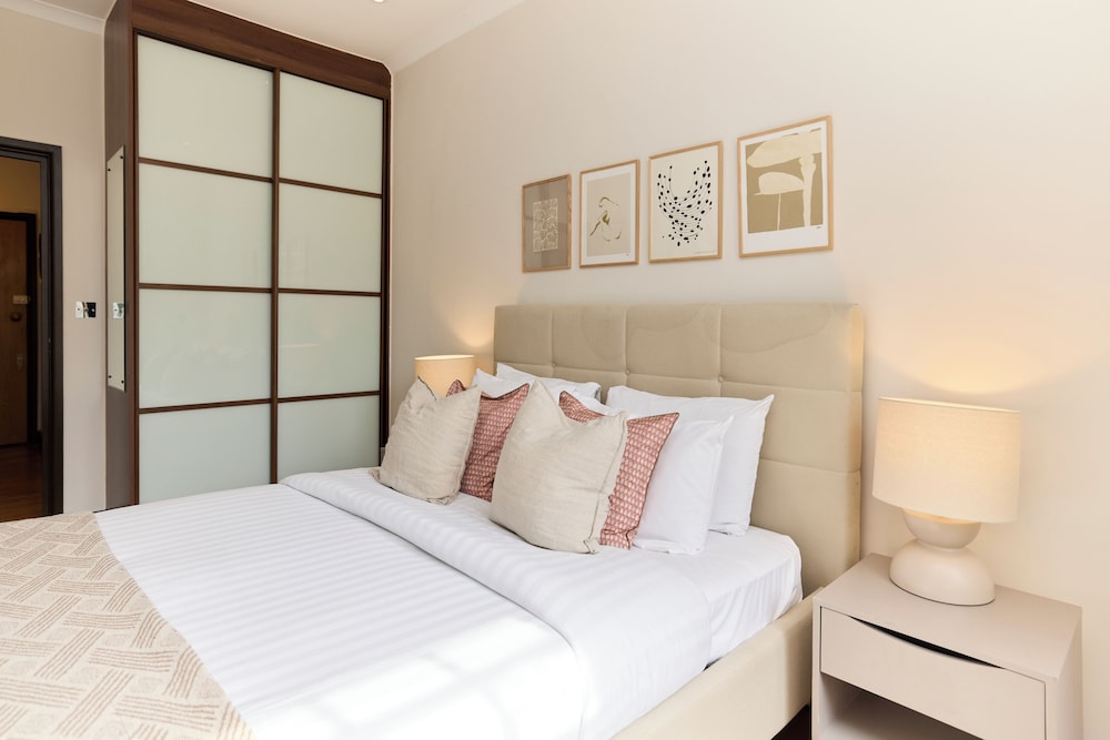 The Hampstead Hideaway