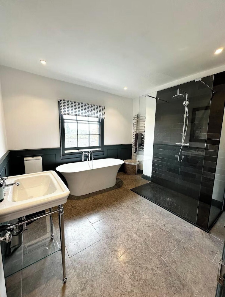 Luxury Leamington Spa House With 3 Bedrooms