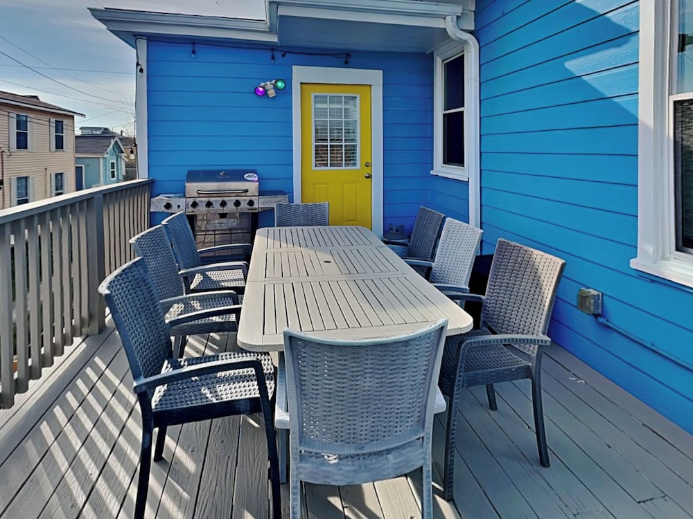 Seawall Celebration Manor by Ryson Vacation Rentals
