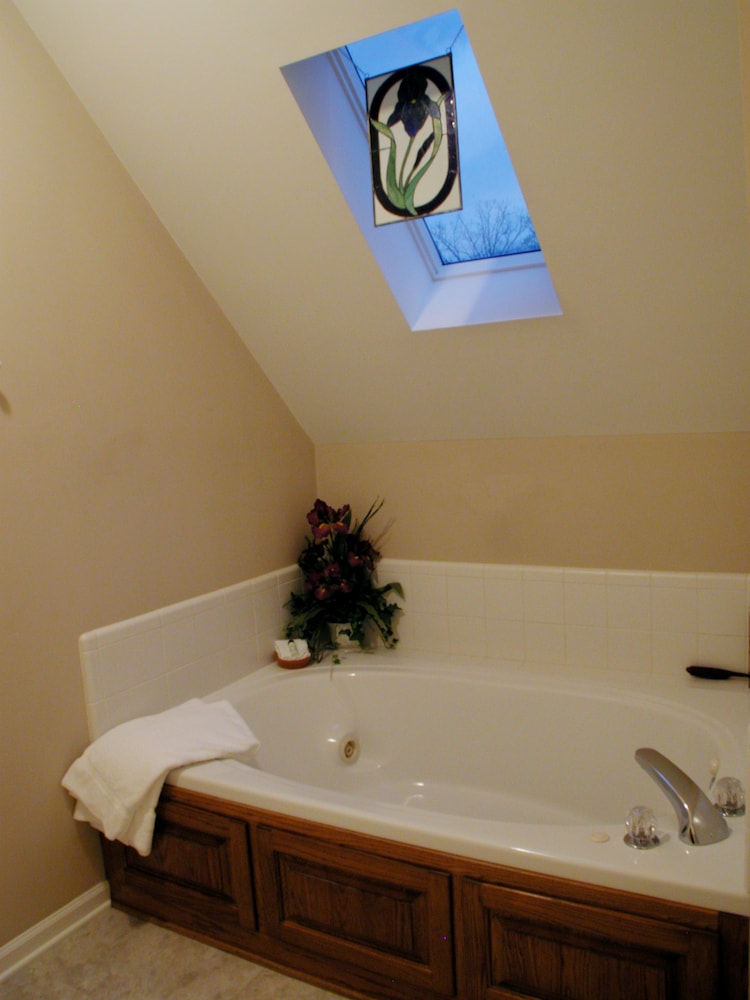 Monterey Vacations - Garden Inn Bed  Breakfast at Bee Rock - Property Image 39