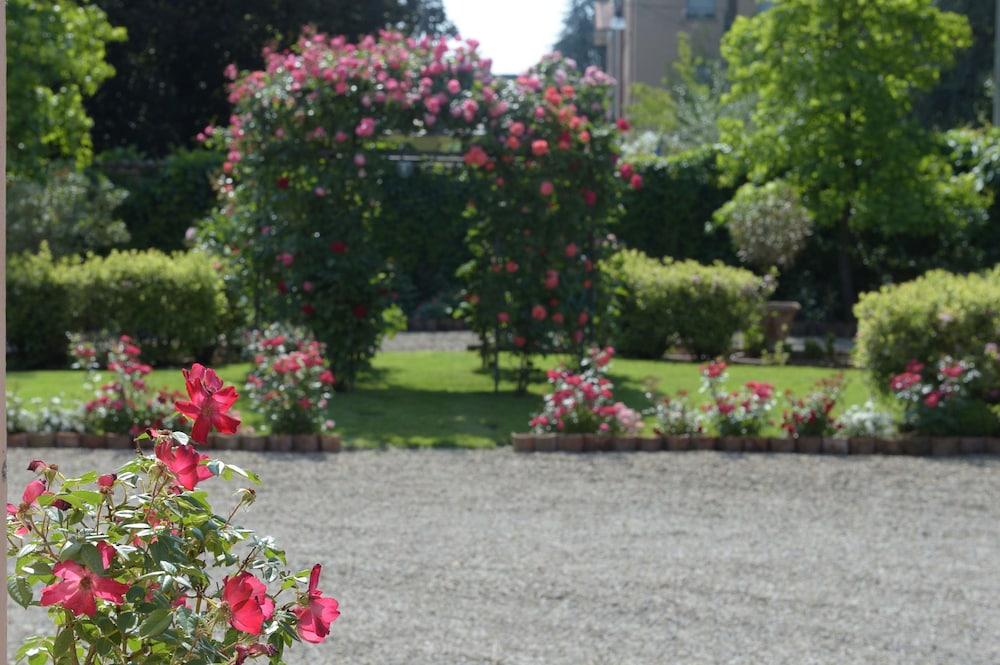 B&B & Residence Corte Bebbi