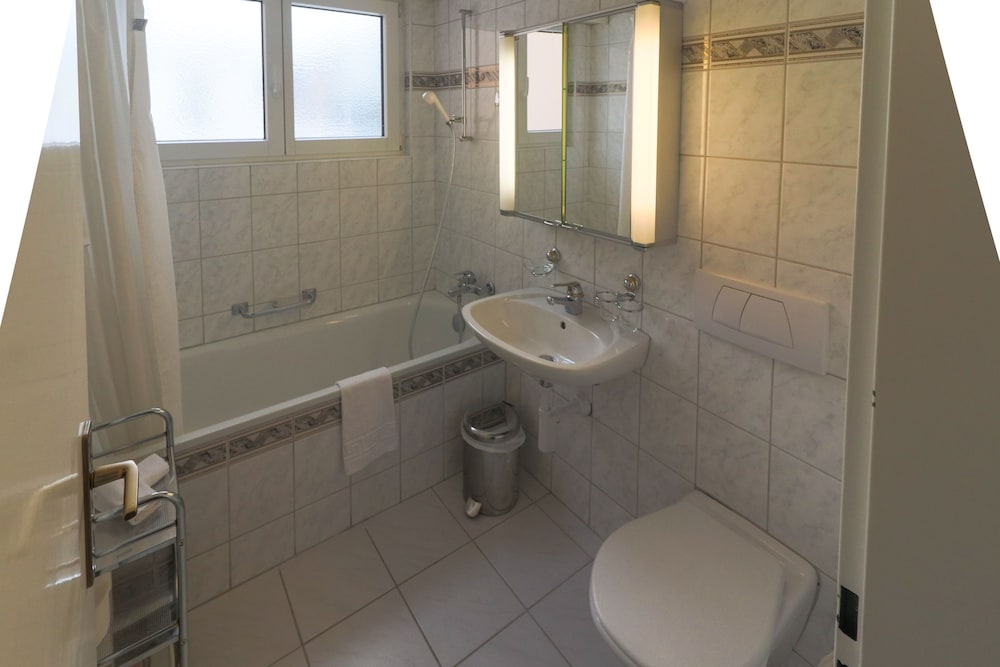 Apartments Cresta