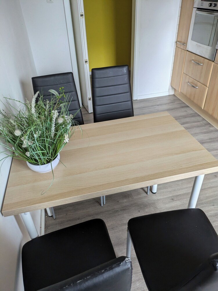 NestOaseWHV Zimmer zw.City und Südstrand