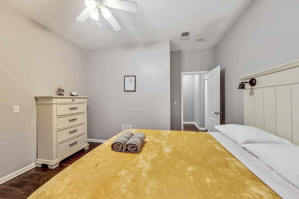 South Loop Three Bedroom Two Bath Home