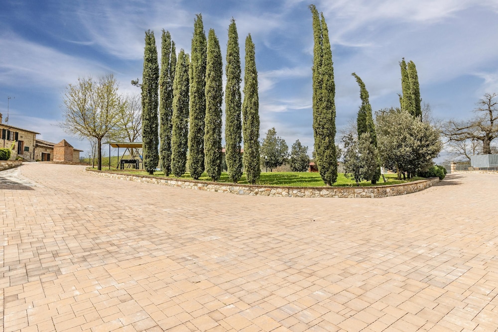 Villa Santarcangelo With Pool