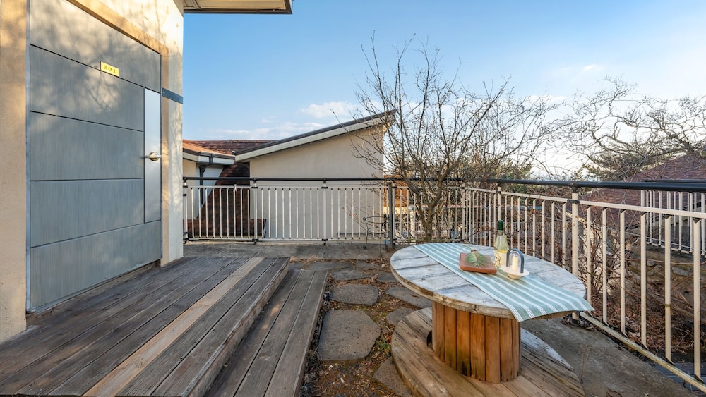Ganghwa Raube Pet-friendly Pension