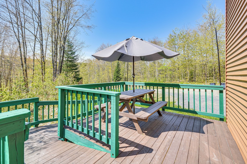 Fish, Hike & Ski: Spacious Family Escape in Eden