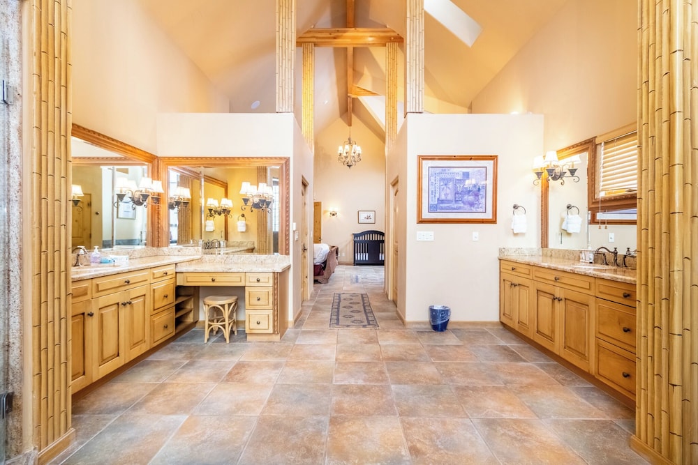 213 County Road 1041