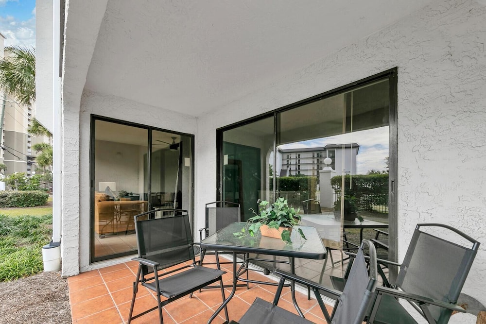 Edgewater Golf Villa 3204