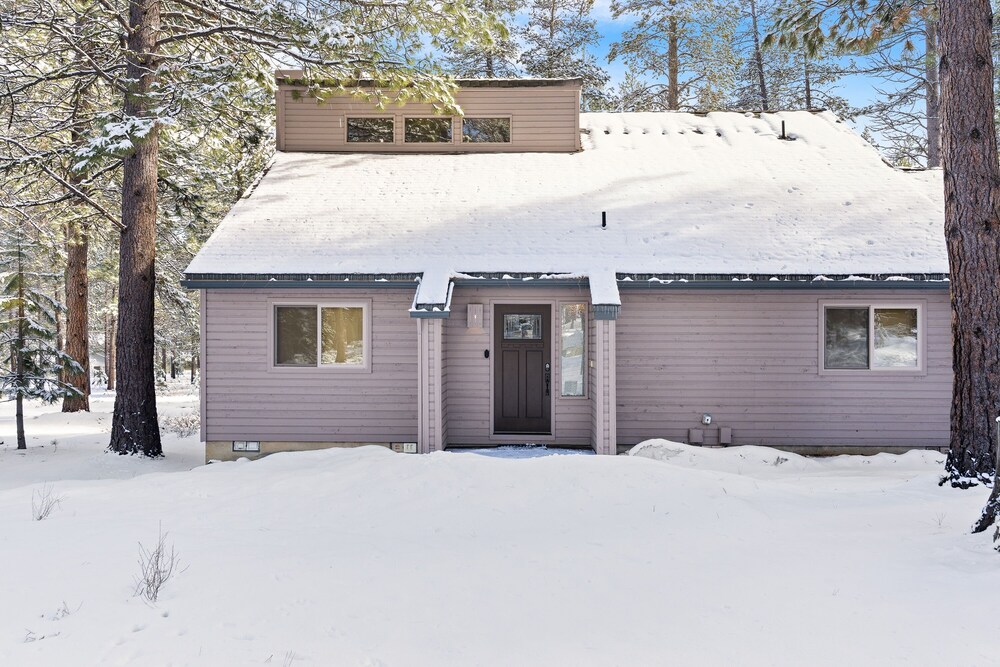 5 Sandhill 3 Bedroom Home by RedAwning