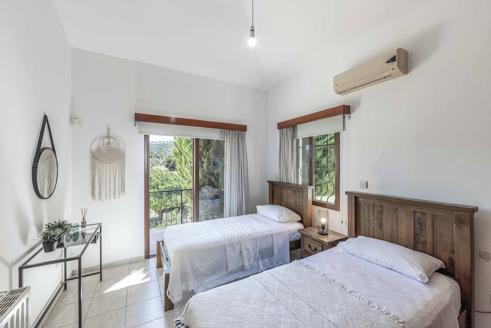 Villa Meadowlands