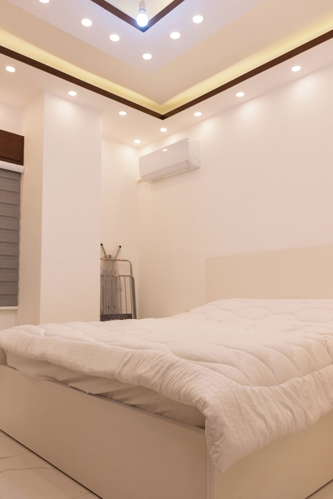 Prestige Hotel Apartment view 5