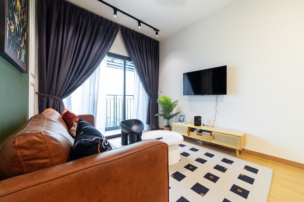 MayaBay Residence by Sleepy Bear