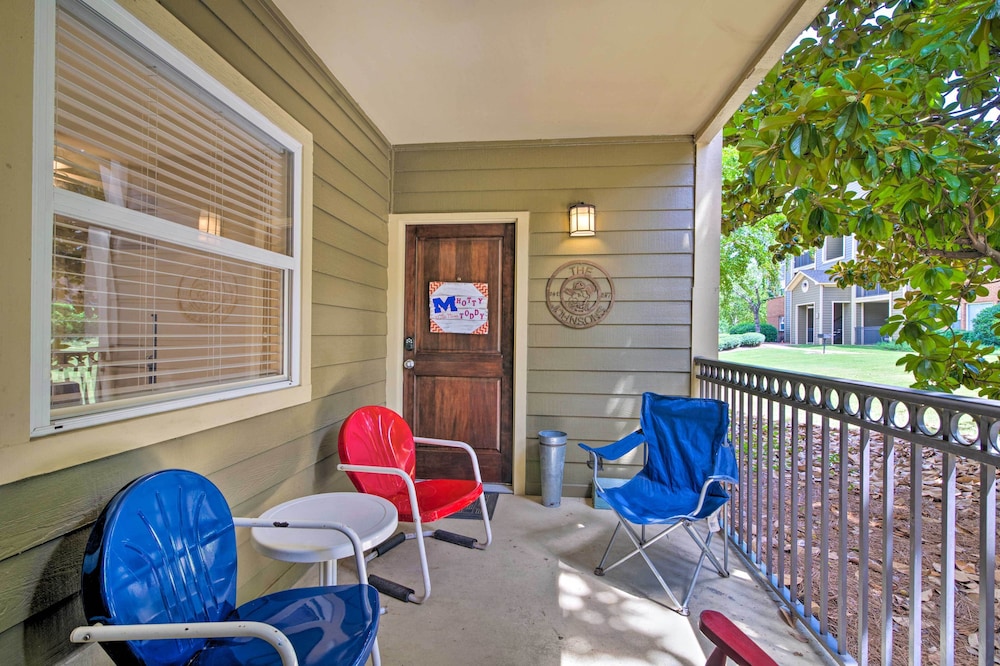 Oxford Vacations - Oxford Condo  1 Mi to Ole Miss  The Grove! - Property Image 3