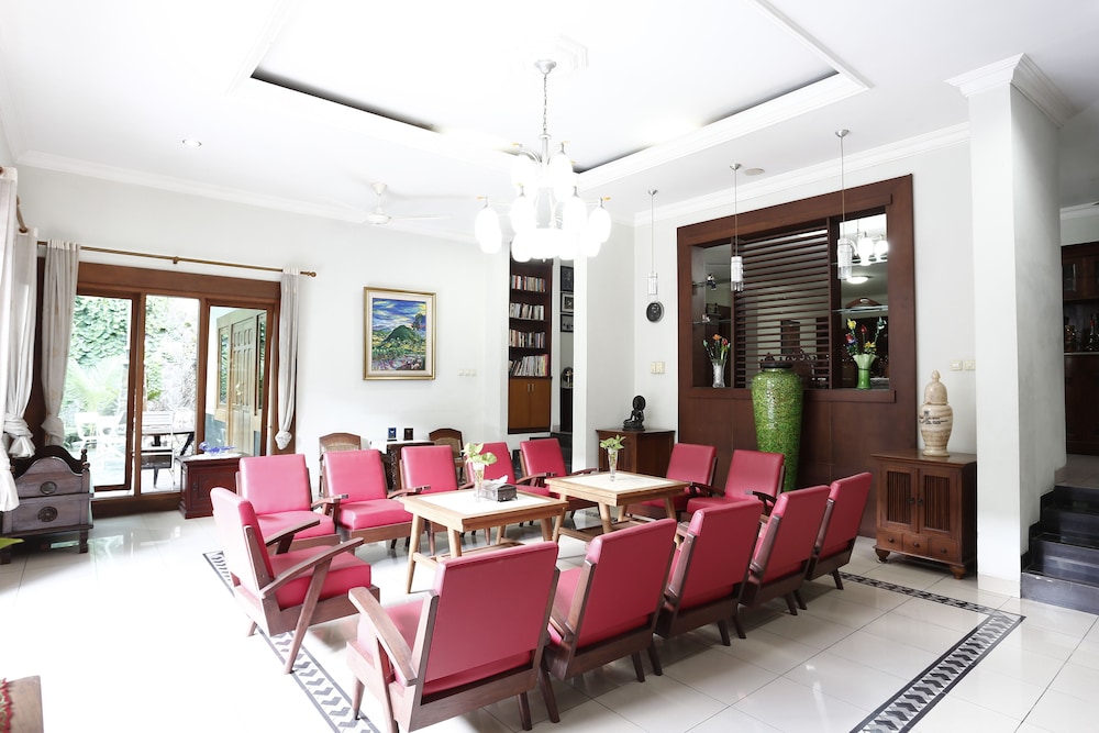 meeting & event spaces