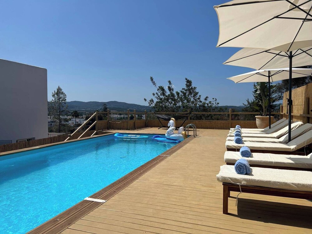 Ibiza Sunshine Hideaway